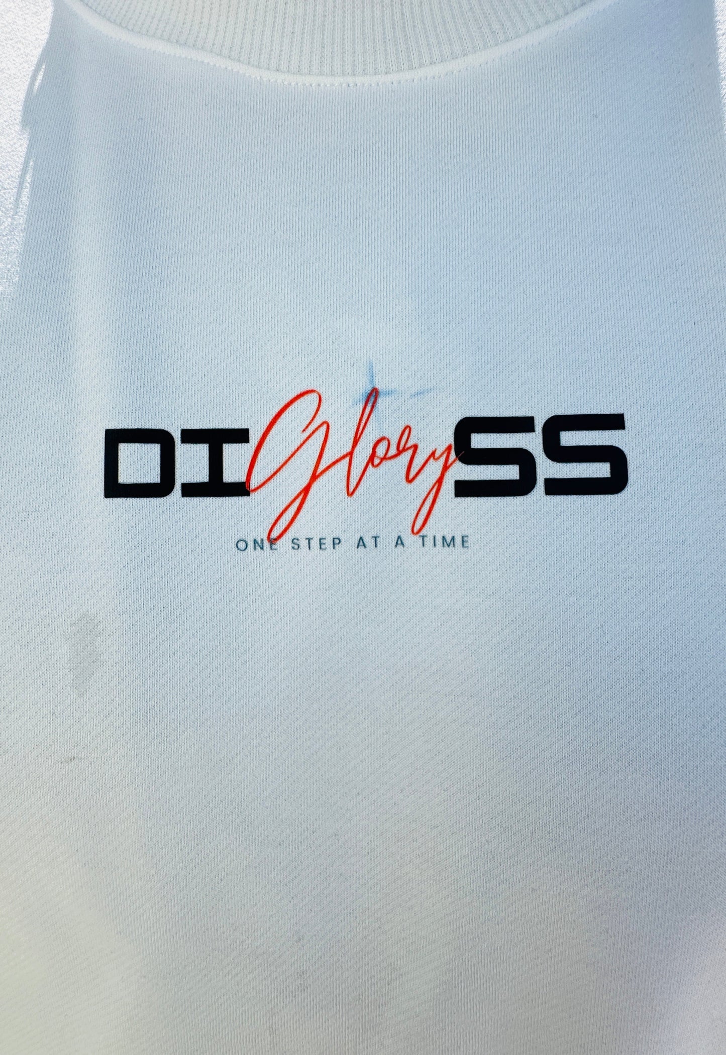 "Glory" White Diss Clothing