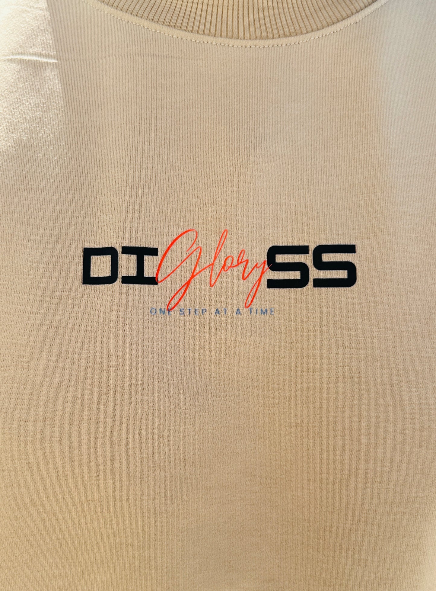 "Glory" Beige